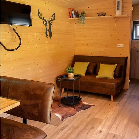 Peryton -chalets Zum Wohlfuehlen سينشيم